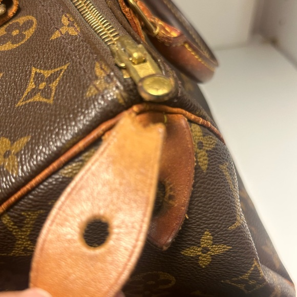 Louis Vuitton Brown Tan Monogram Travel Bag - Picture 8 of 8